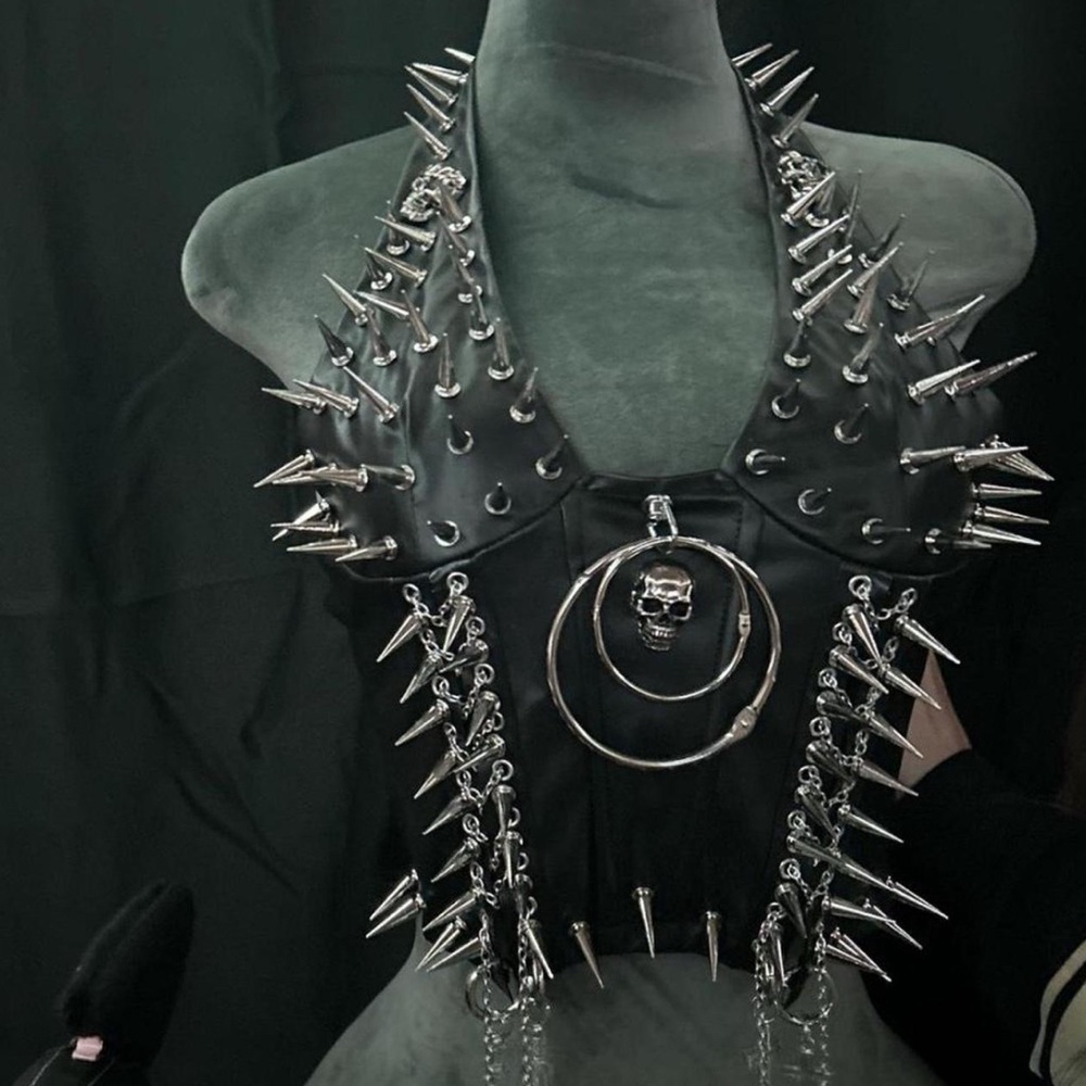 y2k rare goth spike top